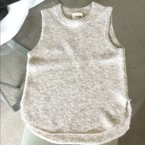 🎈3 FOR $25! 🎈Wilfred Sweater Vest